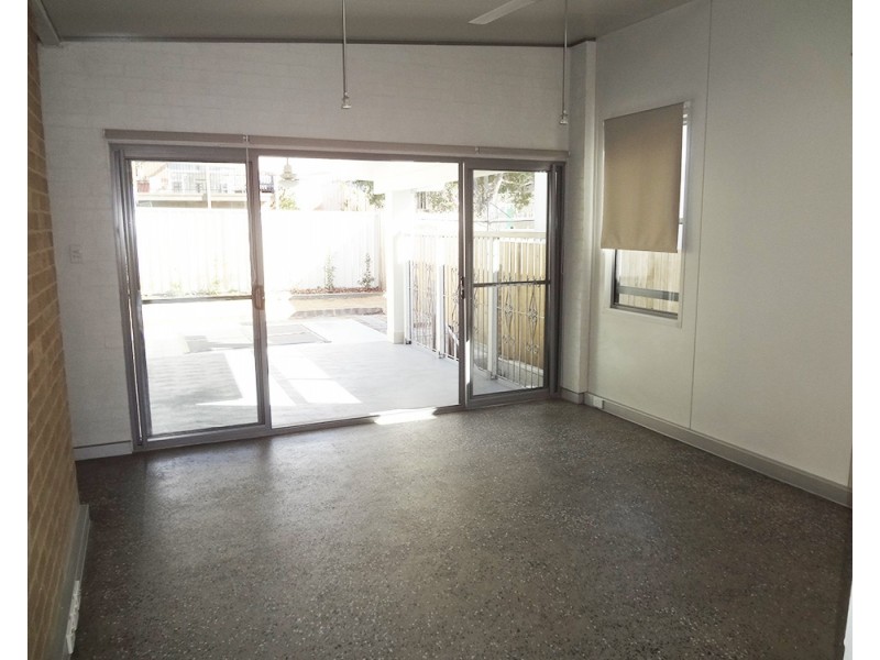 571 The Entrance Road, Bateau Bay NSW 2261