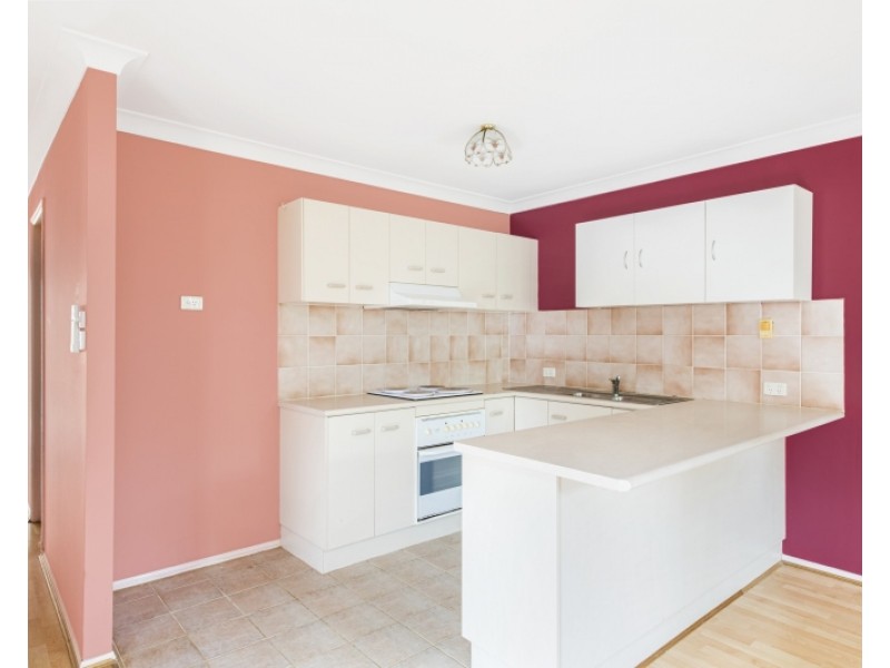 13 Aurora Place, Bateau Bay NSW 2261