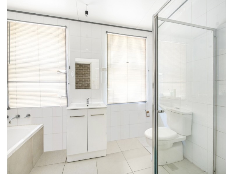 571 The Entrance Road, Bateau Bay NSW 2261