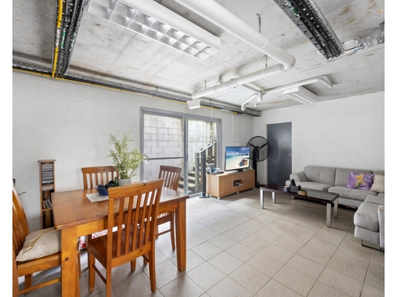 571 The Entrance Road, Bateau Bay NSW 2261