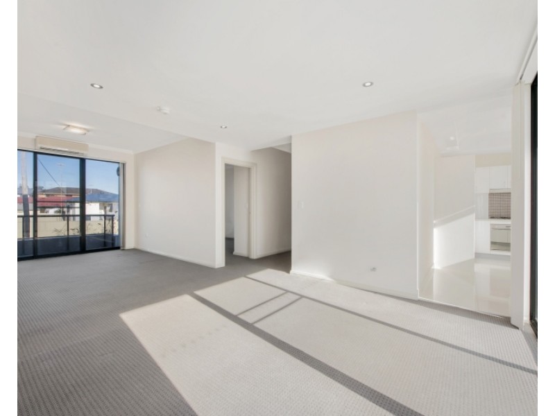 72 Lakeside Parade, The Entrance NSW 2261