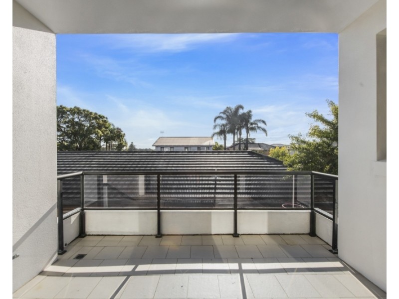 72 Lakeside Parade, The Entrance NSW 2261