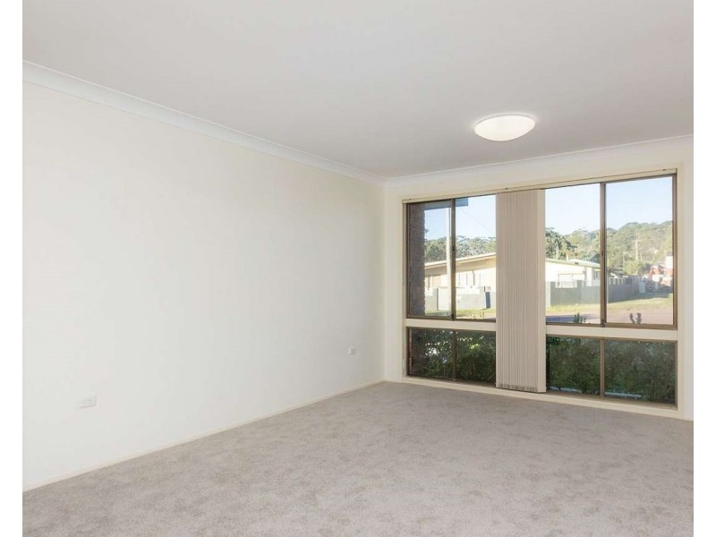 11 Elgata Street, Bateau Bay NSW 2261