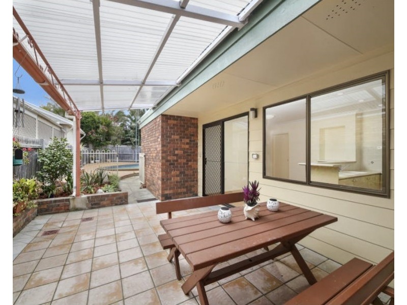 11 Elgata Street, Bateau Bay NSW 2261