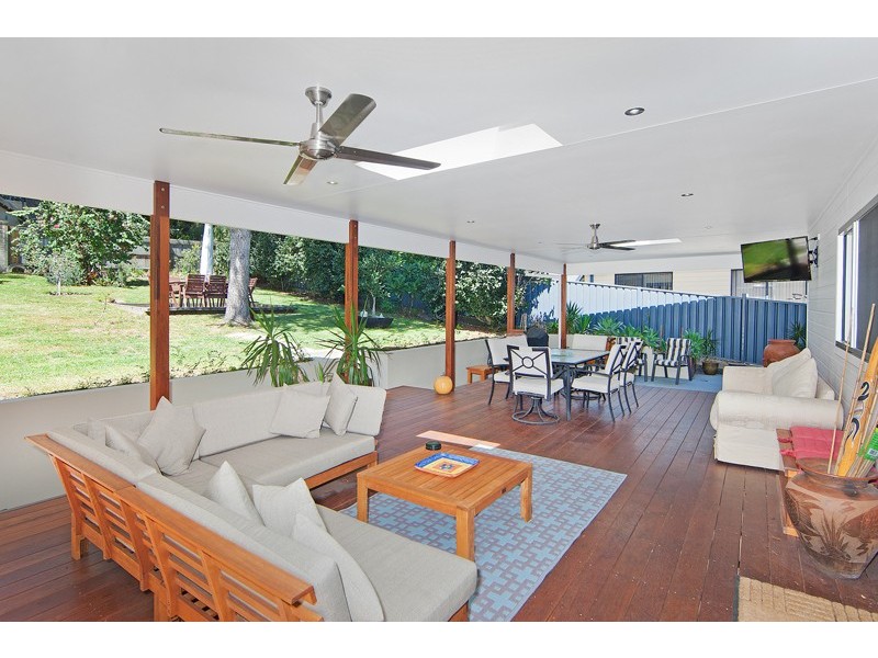 94 Lakin Street, Bateau Bay NSW 2261