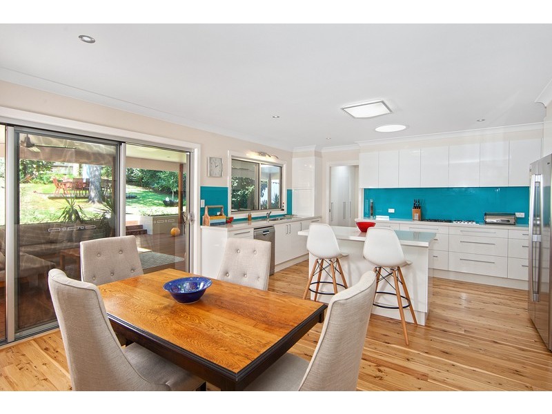 94 Lakin Street, Bateau Bay NSW 2261