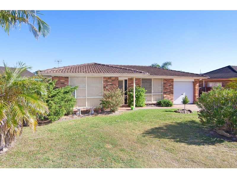 7 Supply Close, Bateau Bay NSW 2261