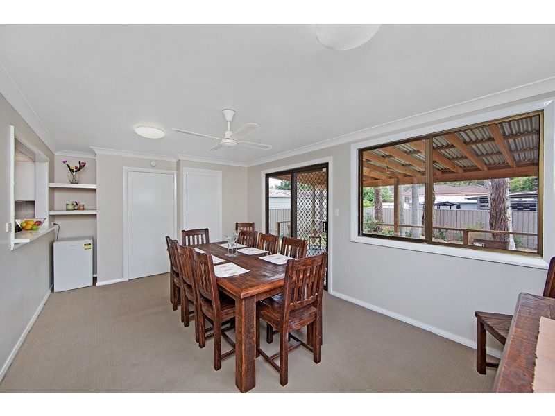3 St James Avenue, Berkeley Vale NSW 2261