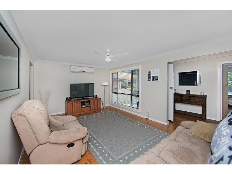 3 St James Avenue, Berkeley Vale NSW 2261