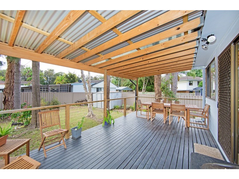 3 St James Avenue, Berkeley Vale NSW 2261