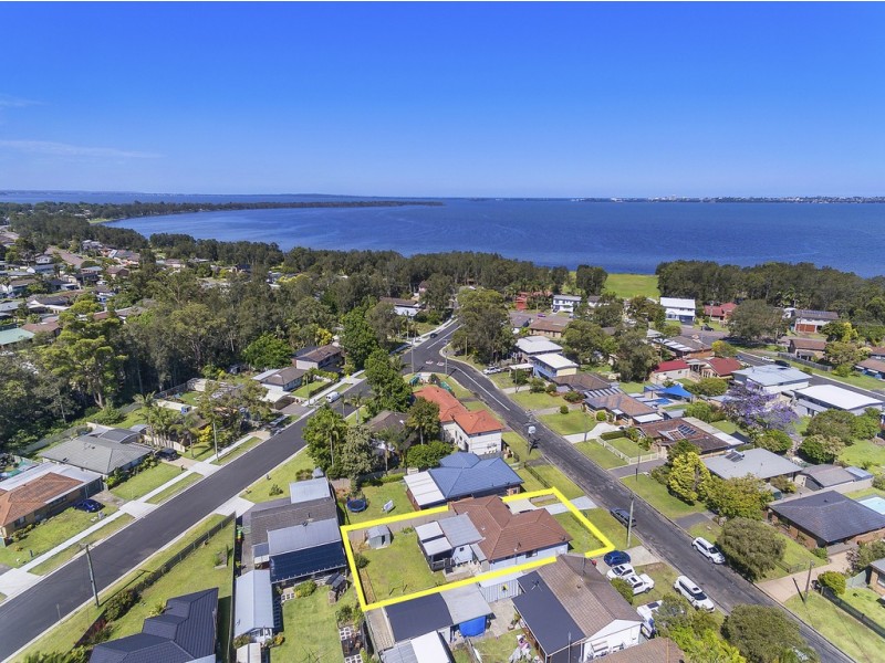 3 St James Avenue, Berkeley Vale NSW 2261