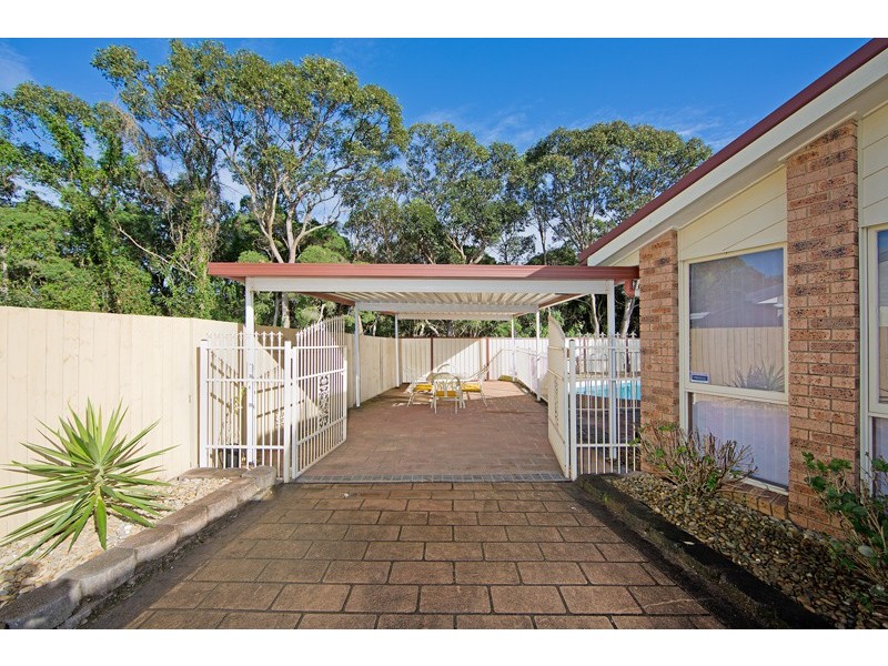 7 Charlotte Close, Bateau Bay NSW 2261
