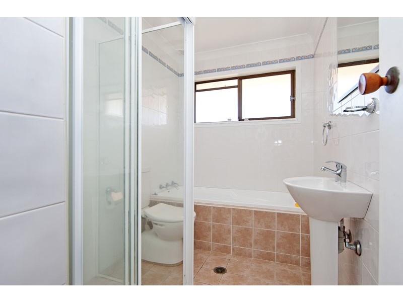 44 Marlowe Road, Bateau Bay NSW 2261