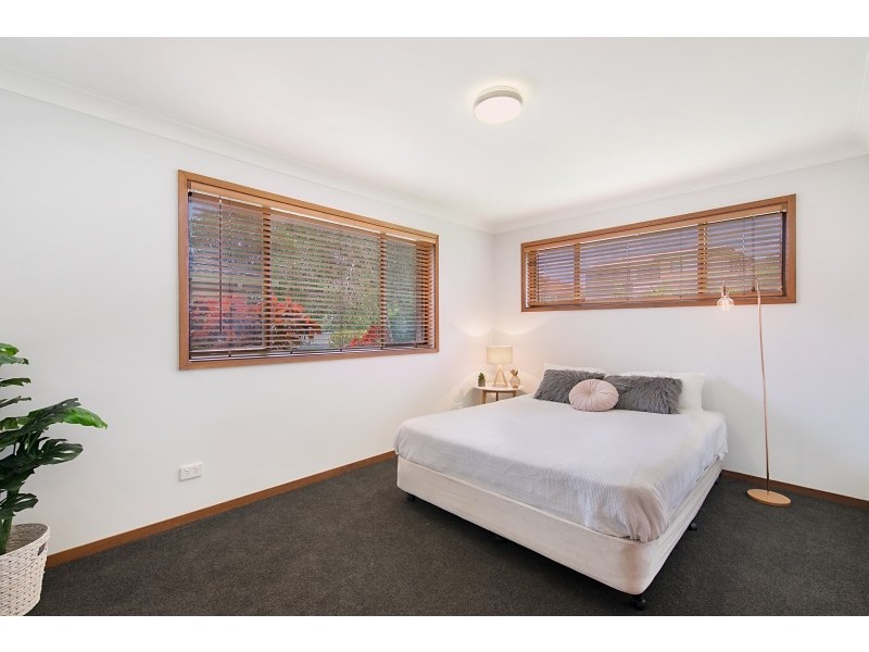 12 Marlowe Road, Bateau Bay NSW 2261