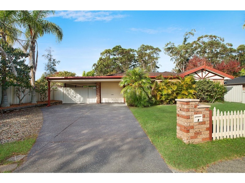 2 Glade Court, Glenning Valley NSW 2261