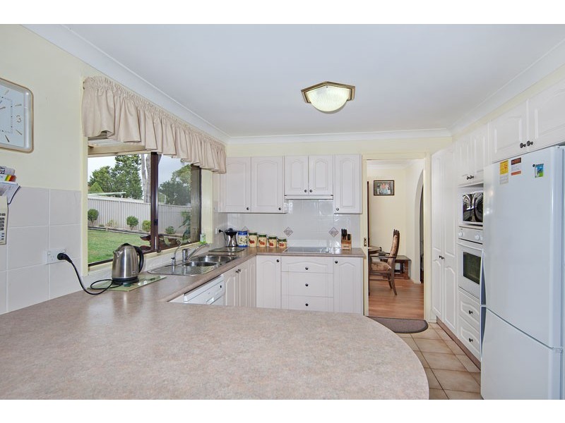 45 Premier Way, Bateau Bay NSW 2261