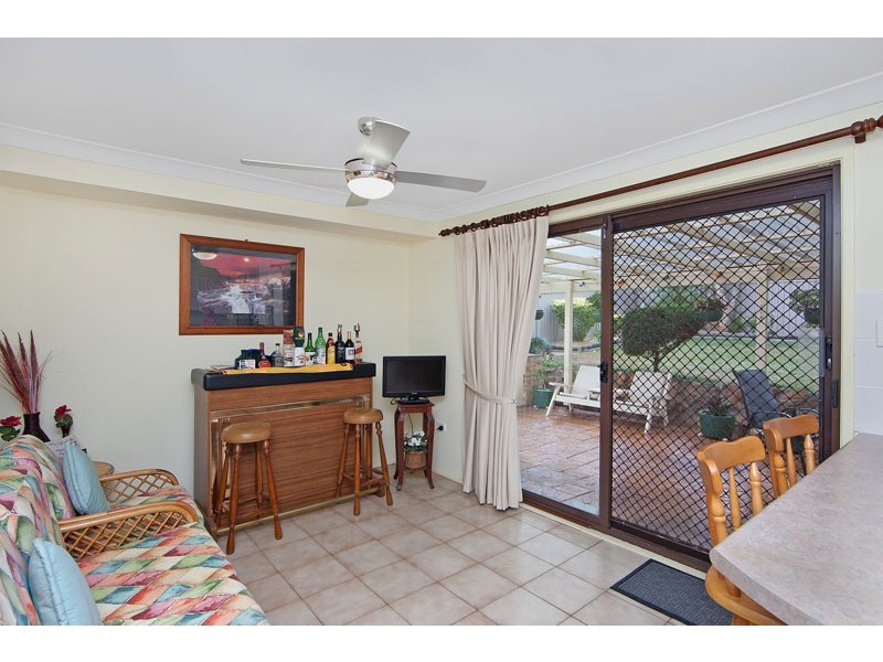 45 Premier Way, Bateau Bay NSW 2261