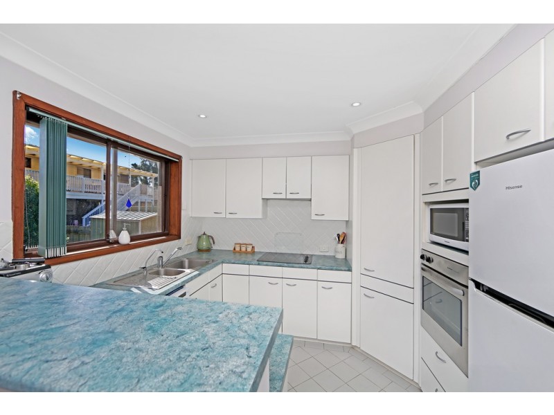 27 Turana Street, Killarney Vale NSW 2261