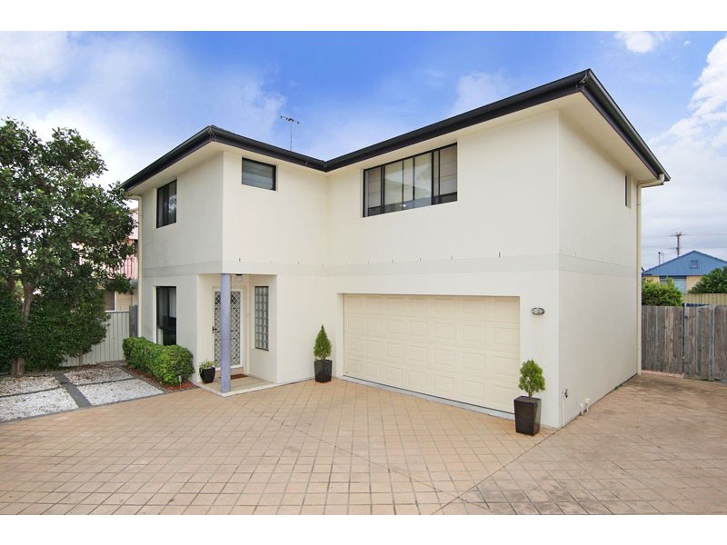 3/7 Yethonga Avenue, Blue Bay NSW 2261