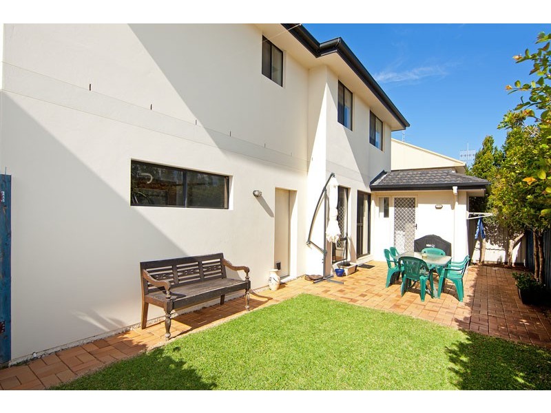 3/7 Yethonga Avenue, Blue Bay NSW 2261