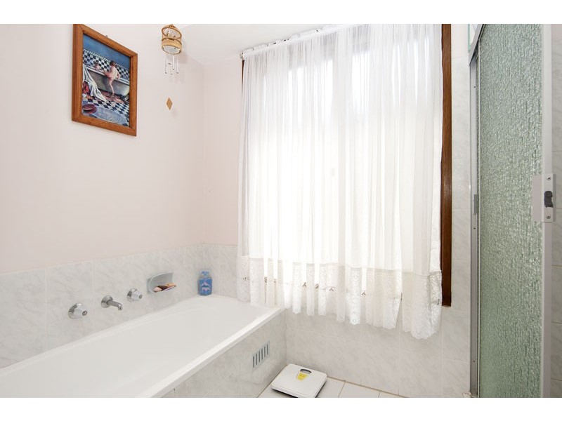 11 Eloora Road, Long Jetty NSW 2261