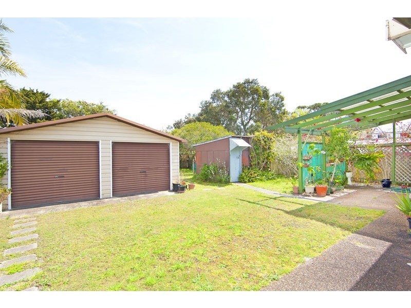 11 Eloora Road, Long Jetty NSW 2261