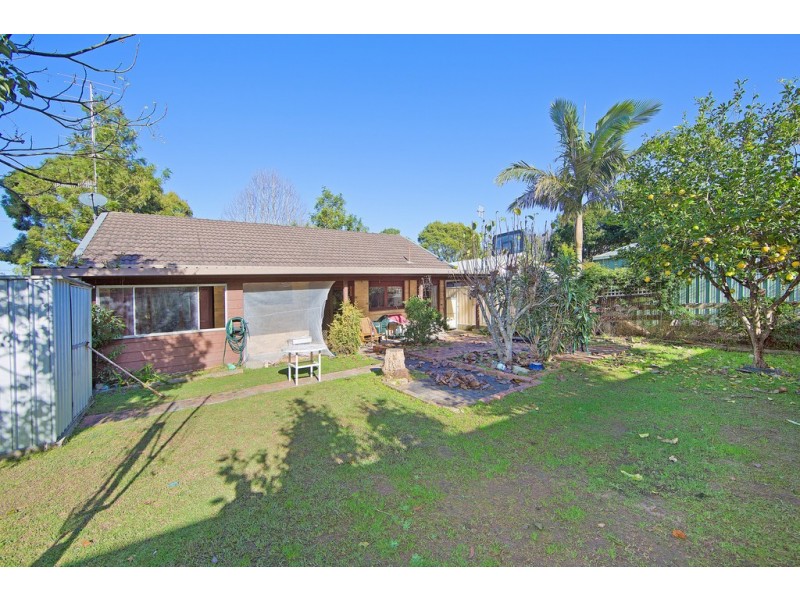 15 Geoffrey Road, Chittaway Point NSW 2261