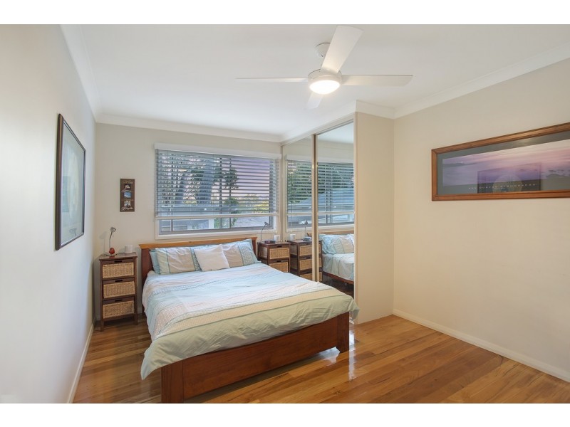 111 Lakin Street, Bateau Bay NSW 2261