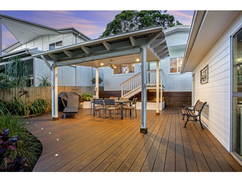 111 Lakin Street, Bateau Bay NSW 2261