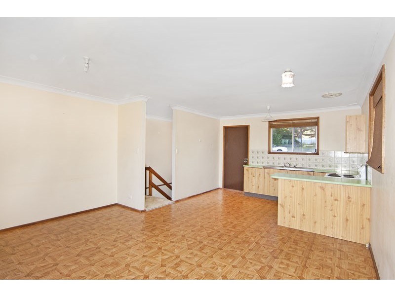 25 Masefield Avenue, Bateau Bay NSW 2261