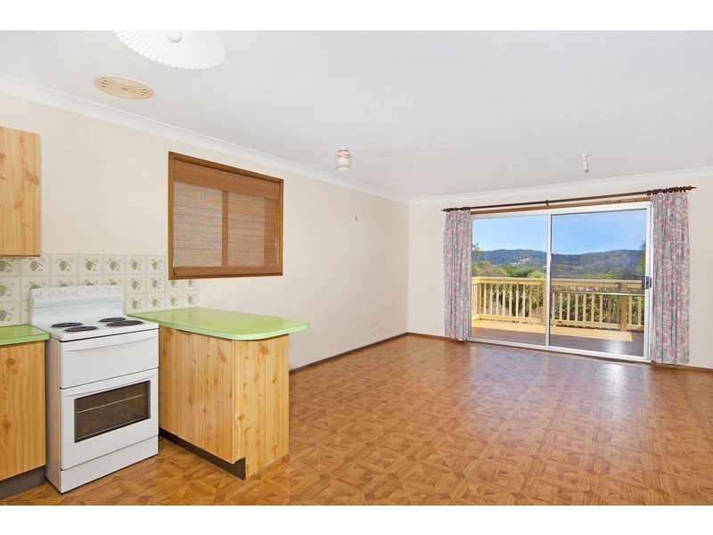 25 Masefield Avenue, Bateau Bay NSW 2261