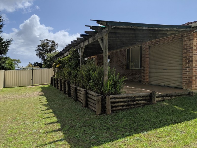 7 Lamb Close, Bateau Bay NSW 2261