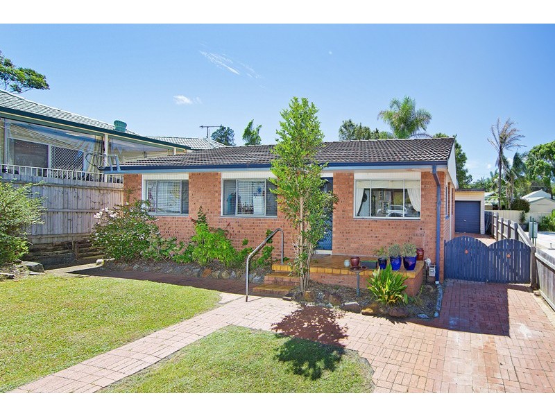 62 Lumby Drive, Bateau Bay NSW 2261