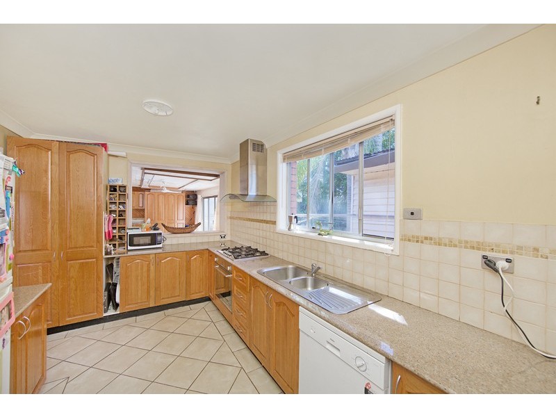 62 Lumby Drive, Bateau Bay NSW 2261