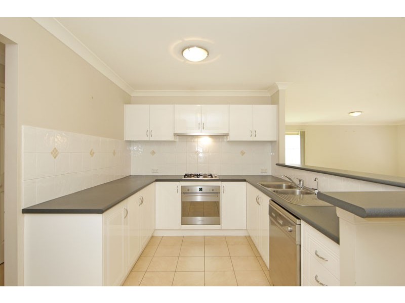 25 Passage Road, Bateau Bay NSW 2261