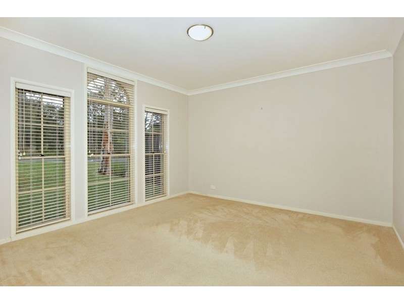 25 Passage Road, Bateau Bay NSW 2261