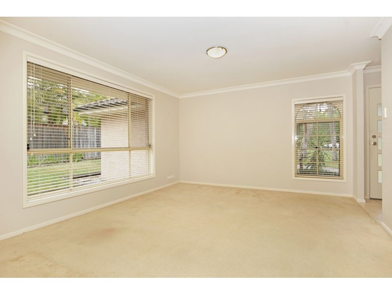 25 Passage Road, Bateau Bay NSW 2261