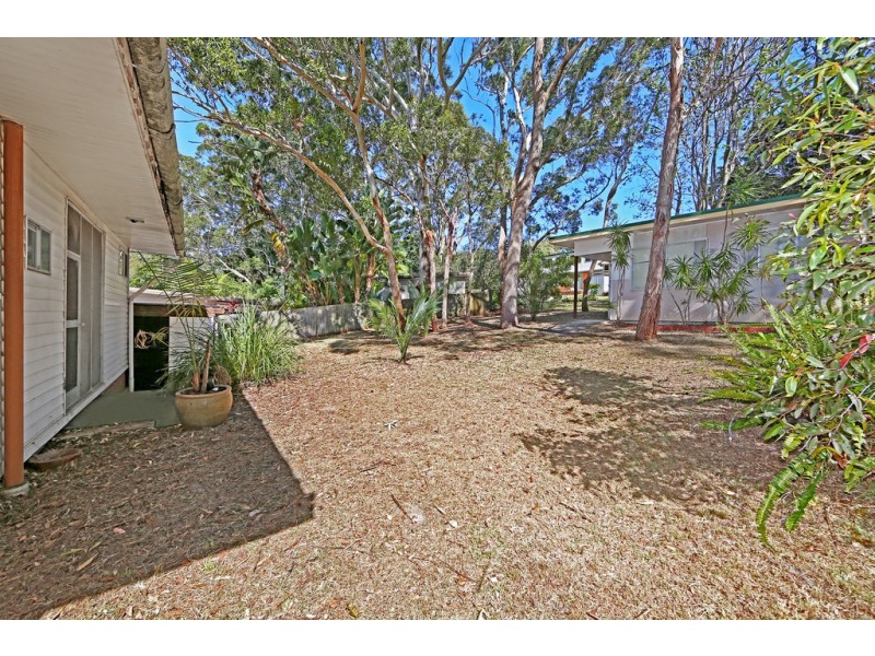 17 Burrawong Street, Bateau Bay NSW 2261
