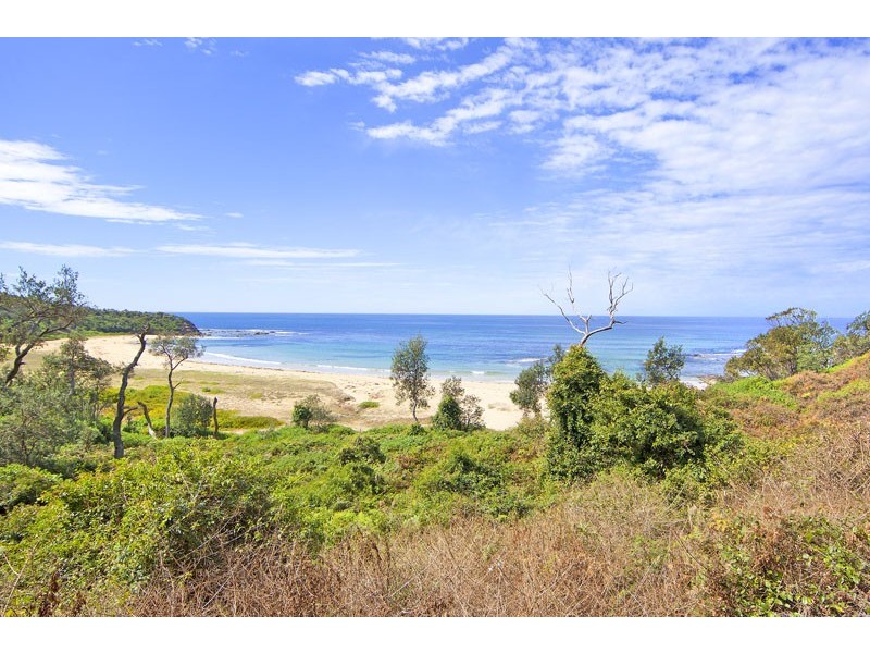 6 Burrawong Street, Bateau Bay NSW 2261