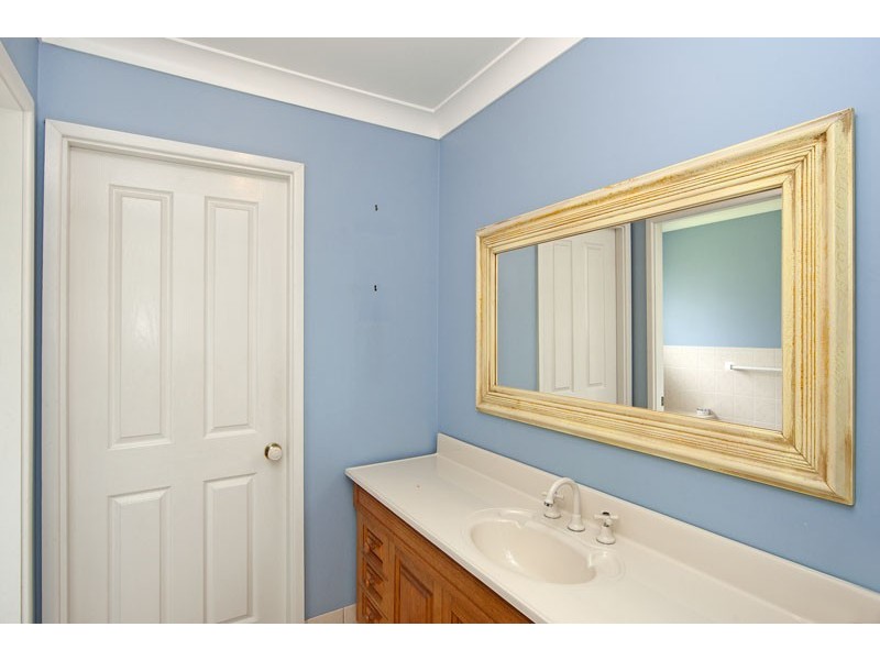 24 Epsom Place, Bateau Bay NSW 2261