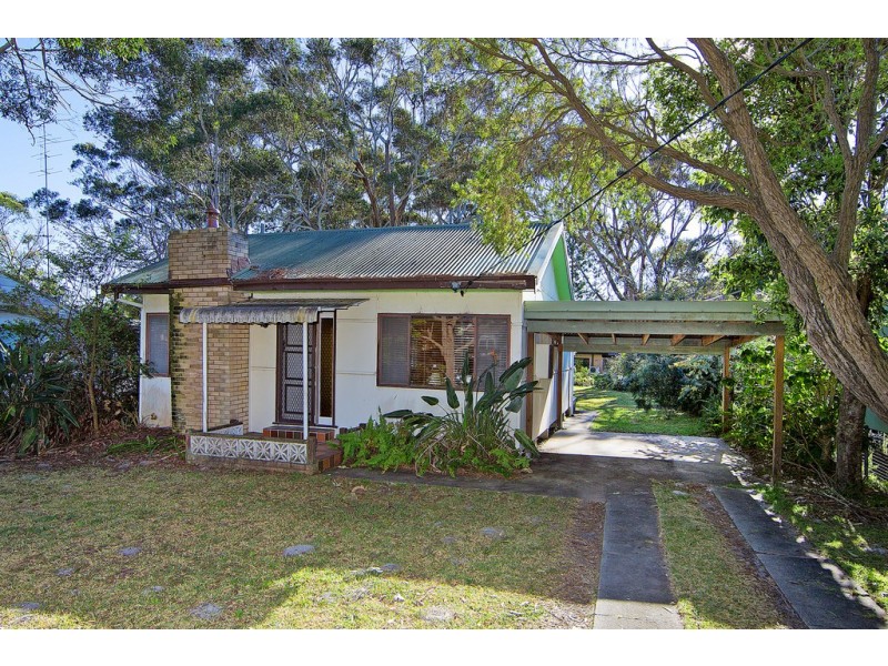 18 Patstone Street, Bateau Bay NSW 2261