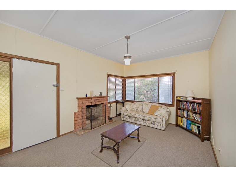 18 Patstone Street, Bateau Bay NSW 2261