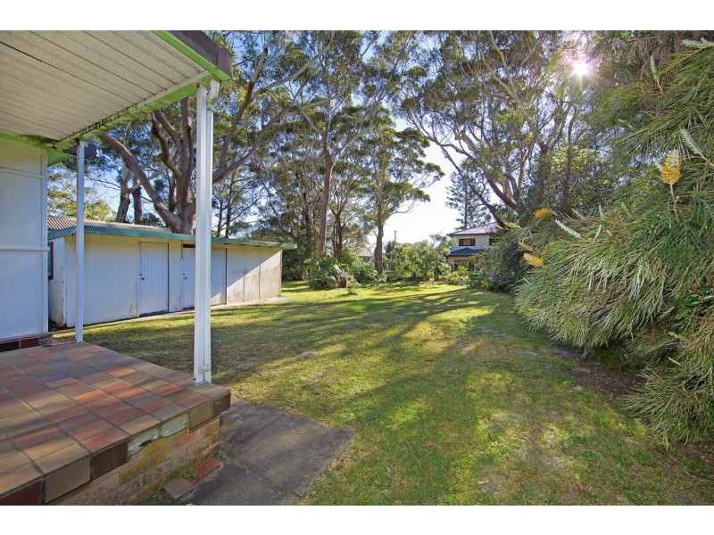 18 Patstone Street, Bateau Bay NSW 2261