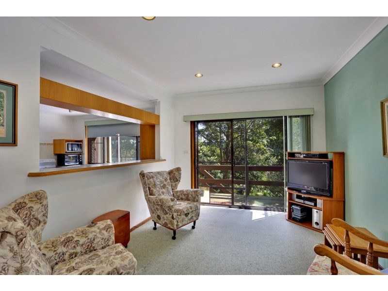 19 Wordsworth Avenue, Bateau Bay NSW 2261