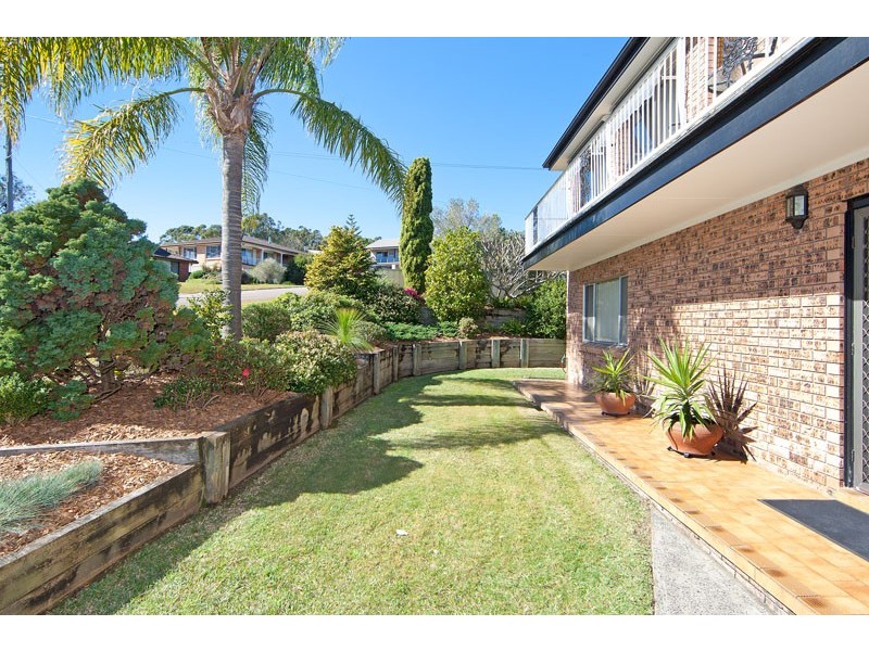 10 Caloola Close, Bateau Bay NSW 2261