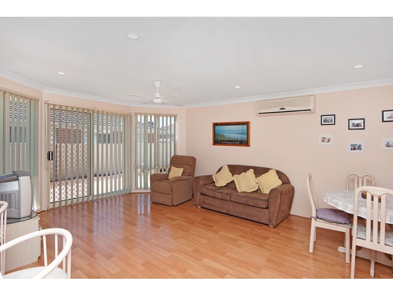 26 Castlereagh Crescent, Bateau Bay NSW 2261