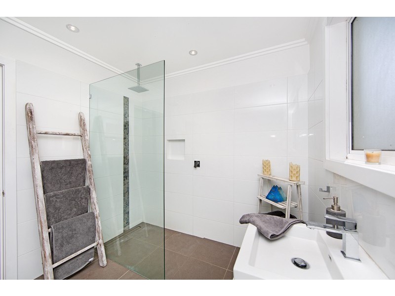 84 Bateau Bay Road, Bateau Bay NSW 2261