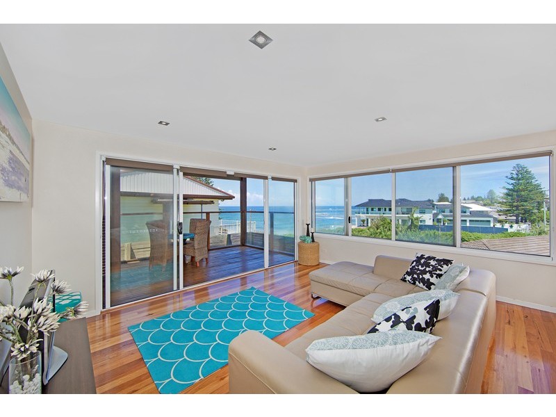 142 Ocean Parade, Blue Bay NSW 2261