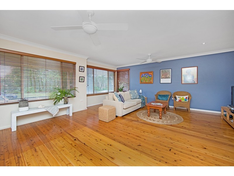 62 Bias Avenue, Bateau Bay NSW 2261