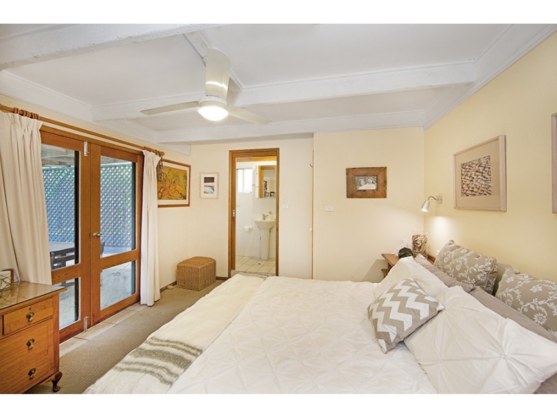 62 Bias Avenue, Bateau Bay NSW 2261